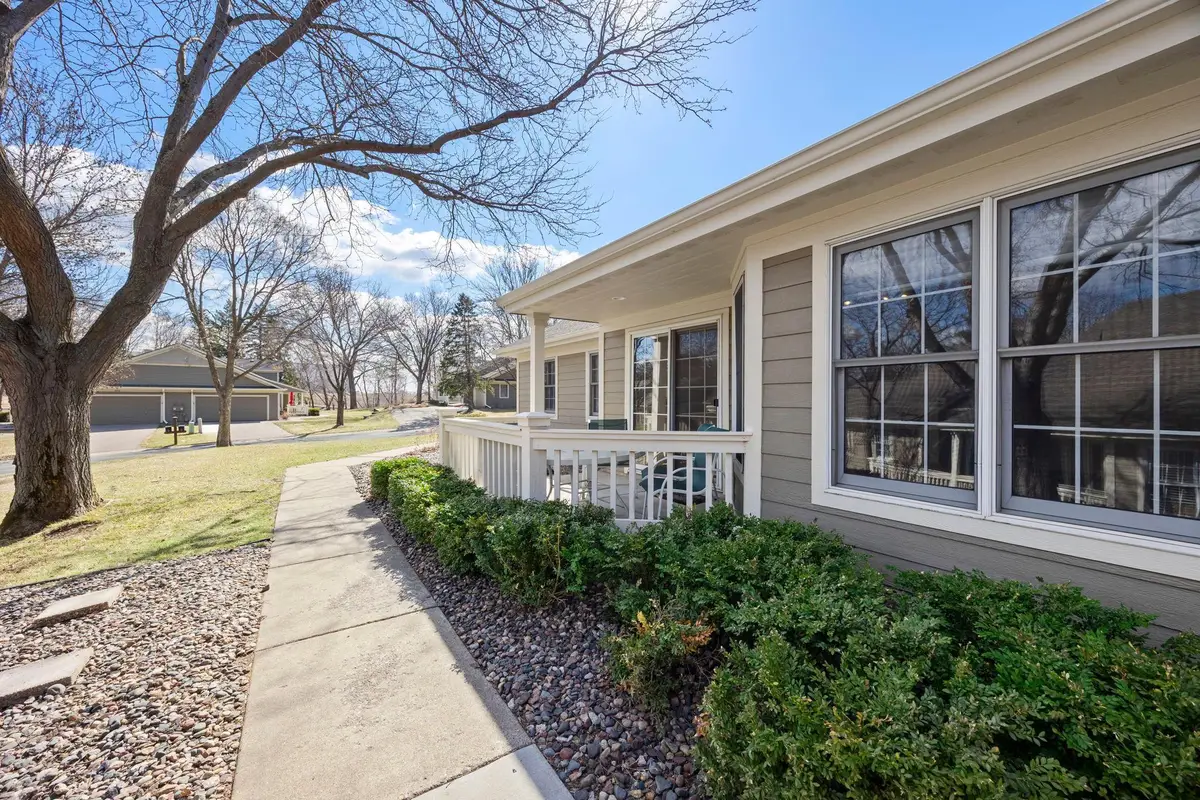 809 Ivy Lane, Eagan, MN 55123 - #1