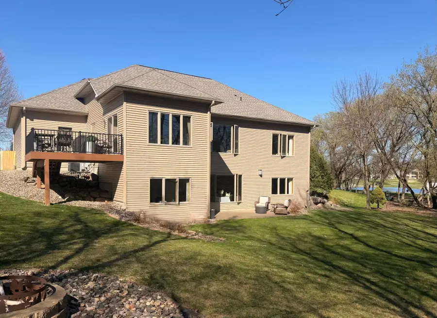2490 Cambridge Way, Shakopee, MN 55379 - #3