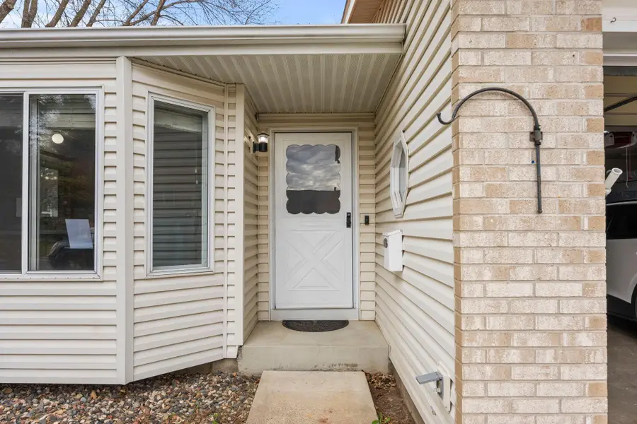 14227 Glencove Trail, Apple Valley, MN 55124 - #3