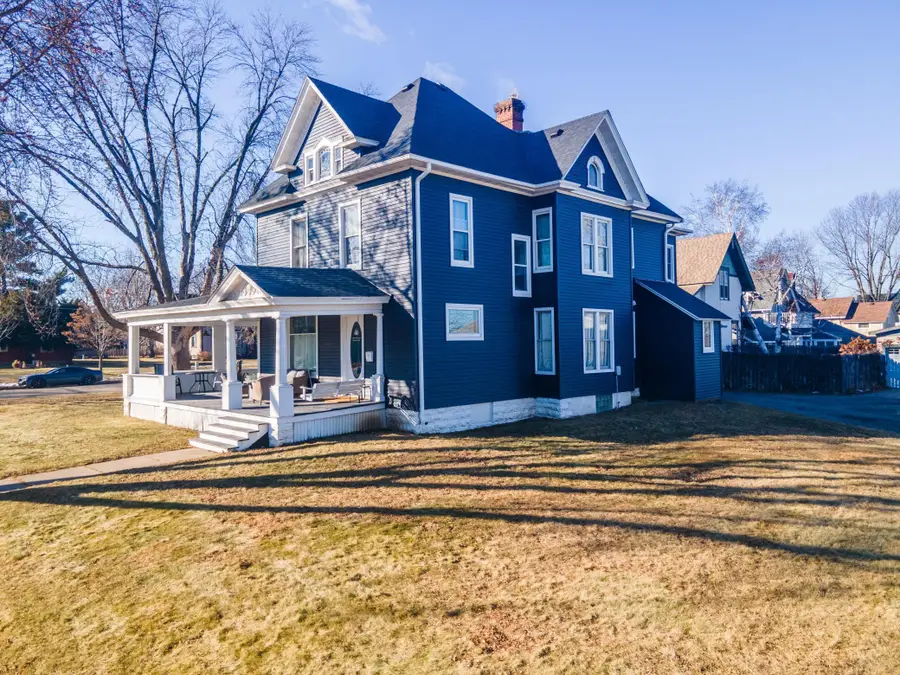 118 W Chestnut Street, Lake City, MN 55041 - #2