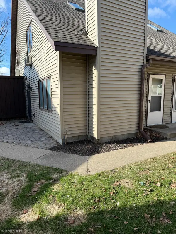 1283 Northdale Boulevard Nw, Minneapolis, MN 55448