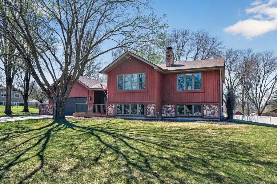 4615 Deerwood Lane N, Minneapolis, MN 55442 - #3