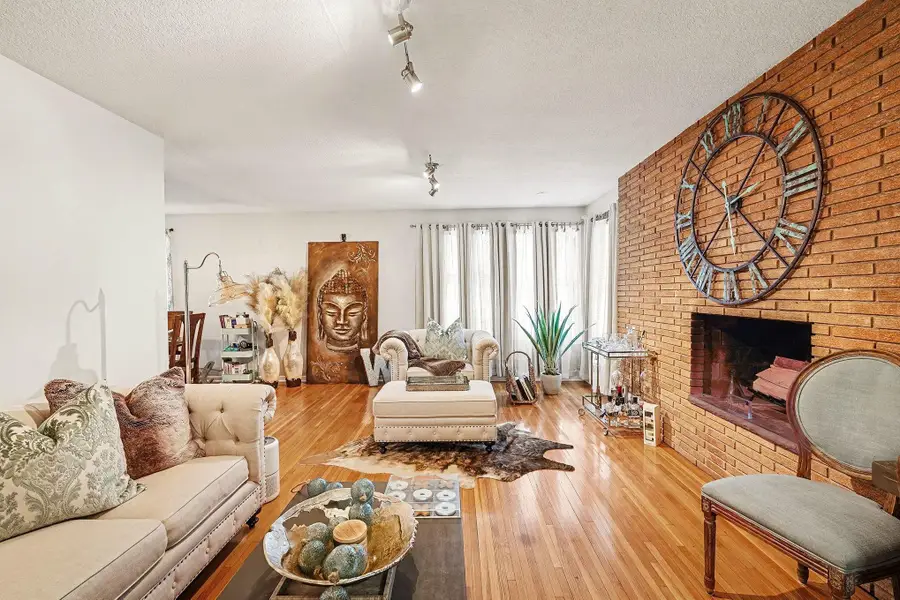 4527 Lakeland Avenue N, Minneapolis, MN 55422 - #3