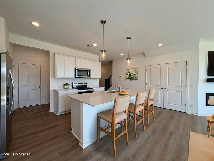 4745 Airlake Drive, Woodbury, MN 55129 - #2