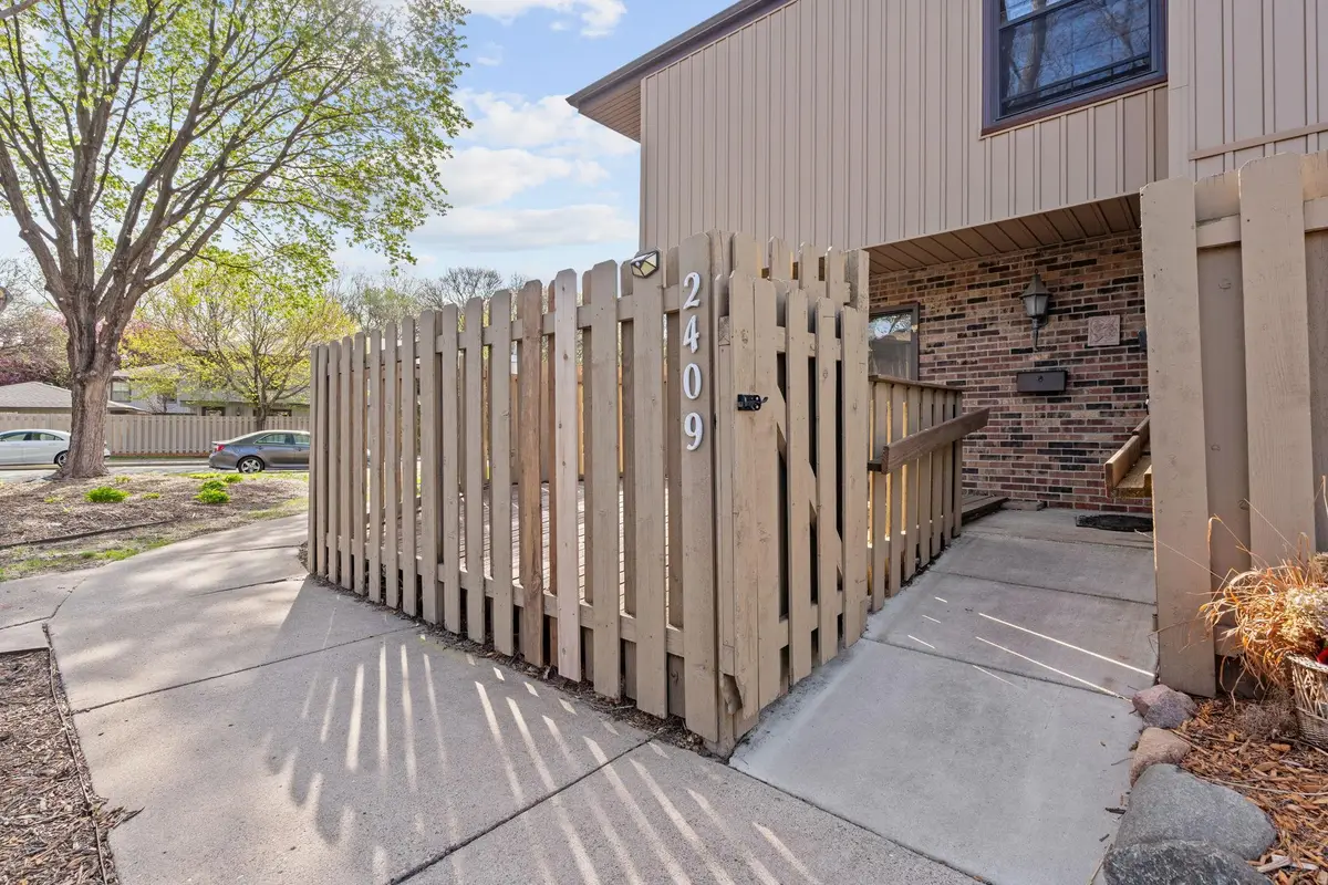 2409 Unity Avenue N, Minneapolis, MN 55422 - #1