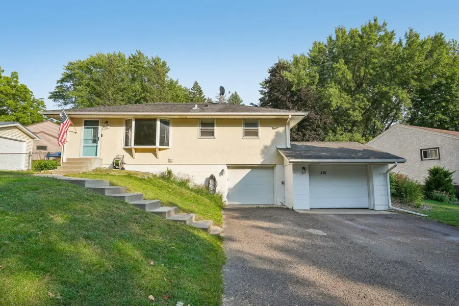 401 Grafton Avenue N, Oakdale, MN 55128 - #2