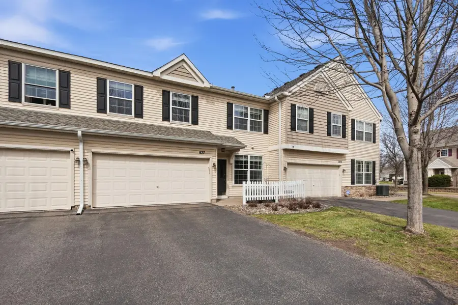 857 Braunworth Court, Chaska, MN 55318 - #2