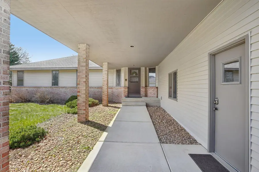 8912 Vincent Place, Bloomington, MN 55431 - #2