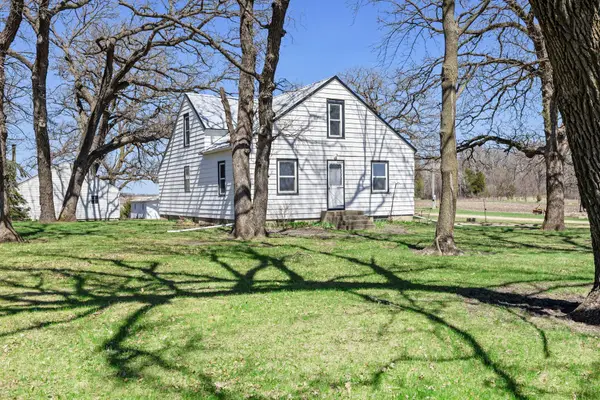 58446 150th Street, Litchfield, MN 55355