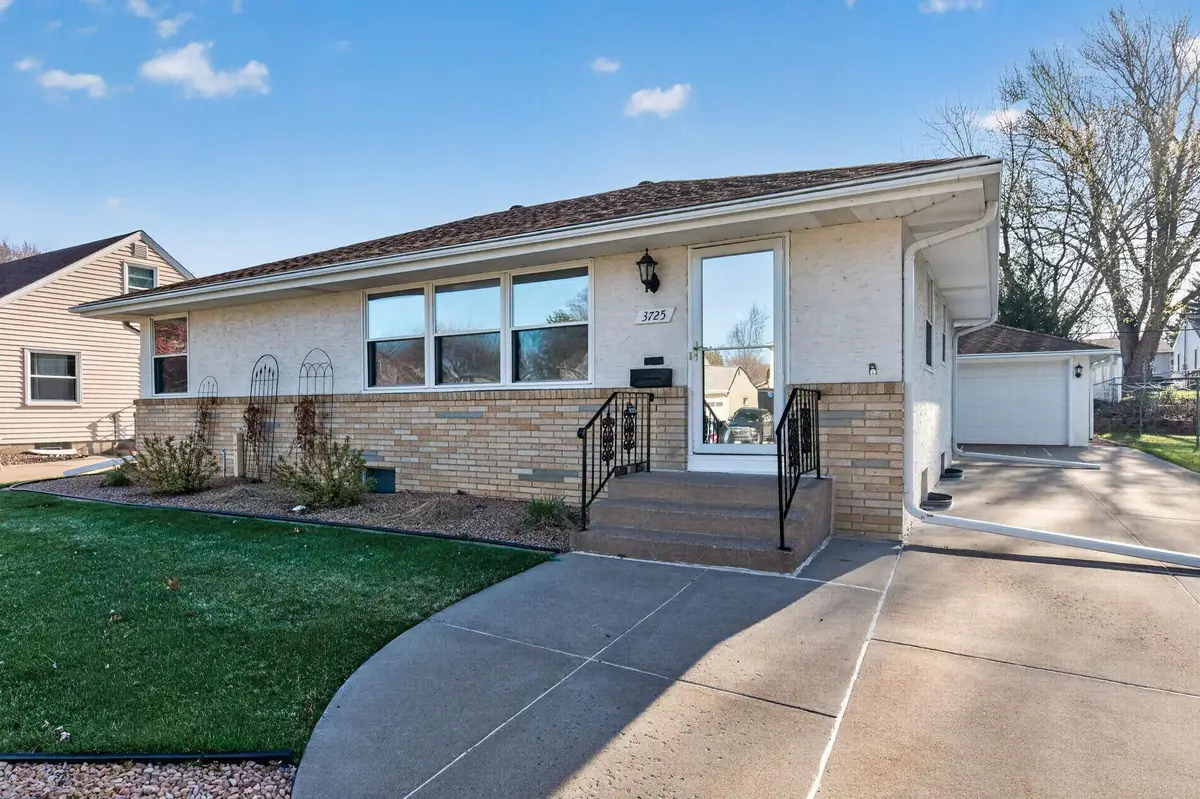 3725 Lincoln Street Ne, Minneapolis, MN 55421 - #1