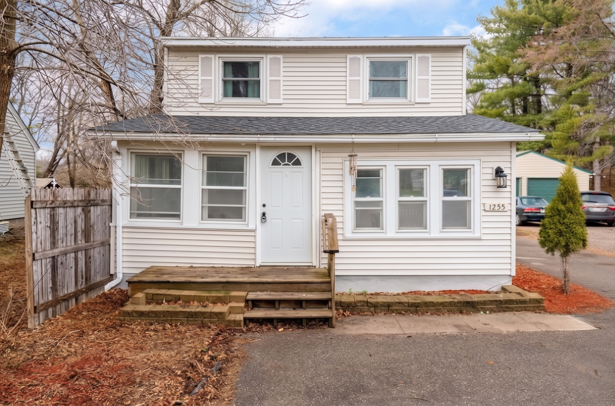 1255 County Road C E, Maplewood, MN 55109 - #1