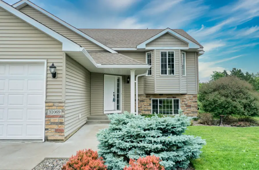 31069 Algonquin Trail, Chisago City, MN 55013 - #2