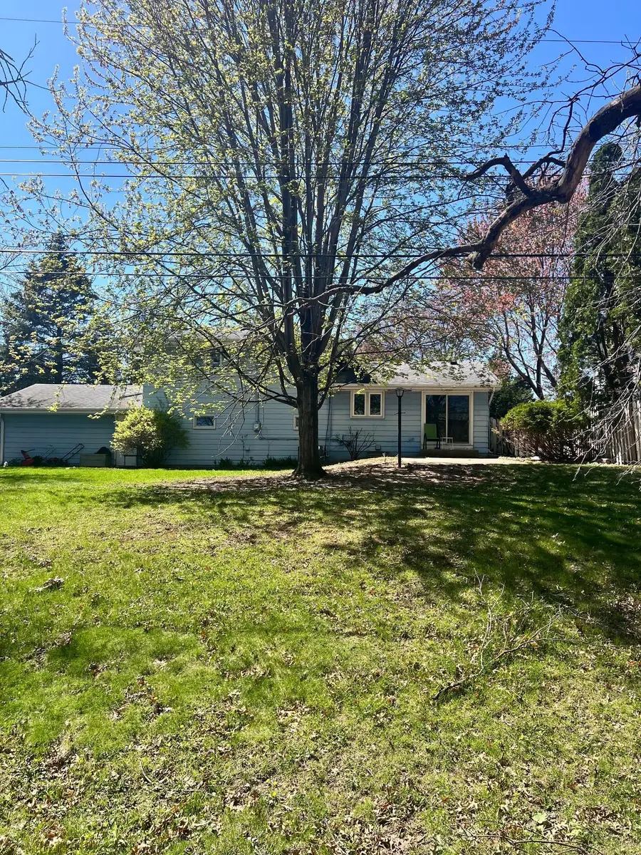 1417 Pinewood Drive, Woodbury, MN 55125 - #2