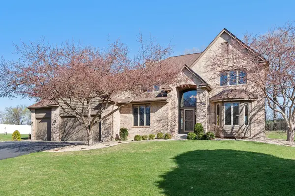 3515 Ranier Lane N, Plymouth, MN 55447