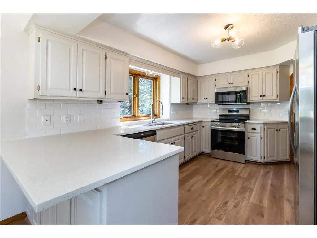 5619 Dunlap Avenue N, Shoreview, MN 55126 - #1