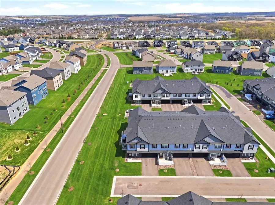 5245 Long Pointe Pass, Woodbury, MN 55129 - #3