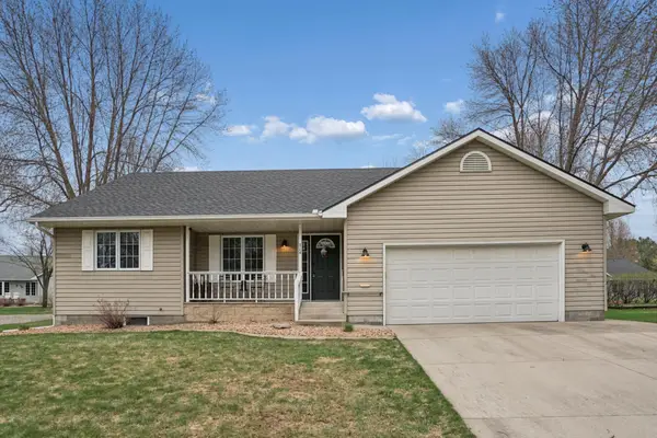 714 E Crescent Lane, Litchfield, MN 55355