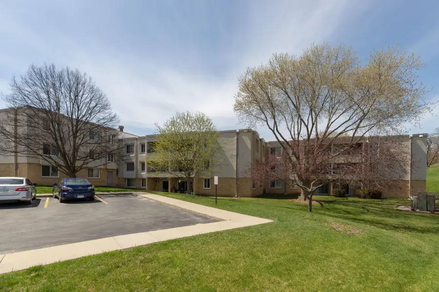 1911 Viking Drive Nw #25, Rochester, MN 55901 - #2