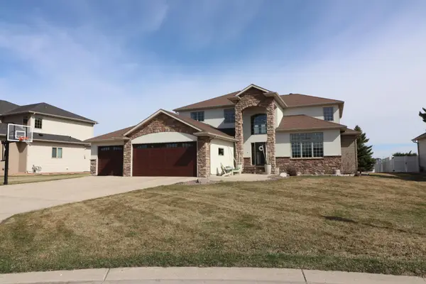 736 Augusta Place, West Fargo, ND 58078