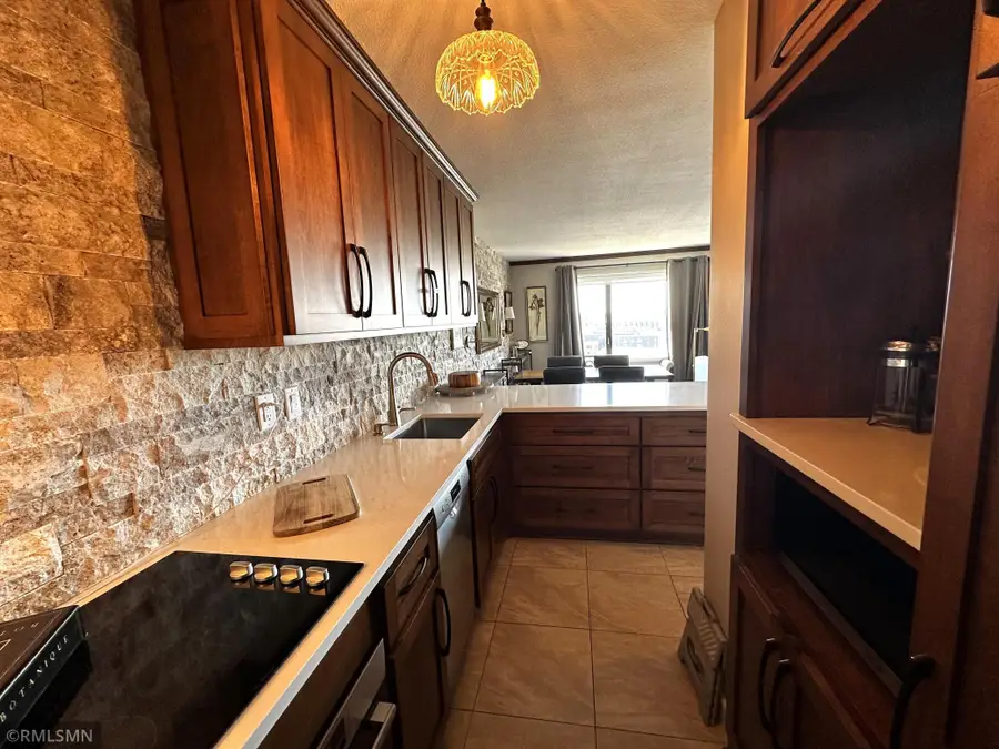 15 S 1st Street #A1409, Minneapolis, MN 55401 - #2