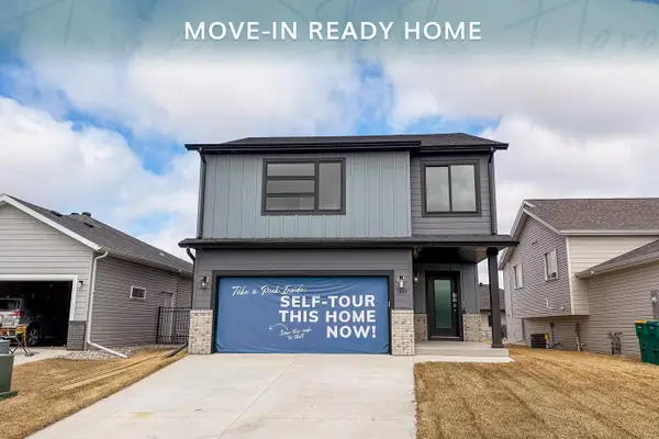 7889 Cottonwood Boulevard, Horace, ND 58047