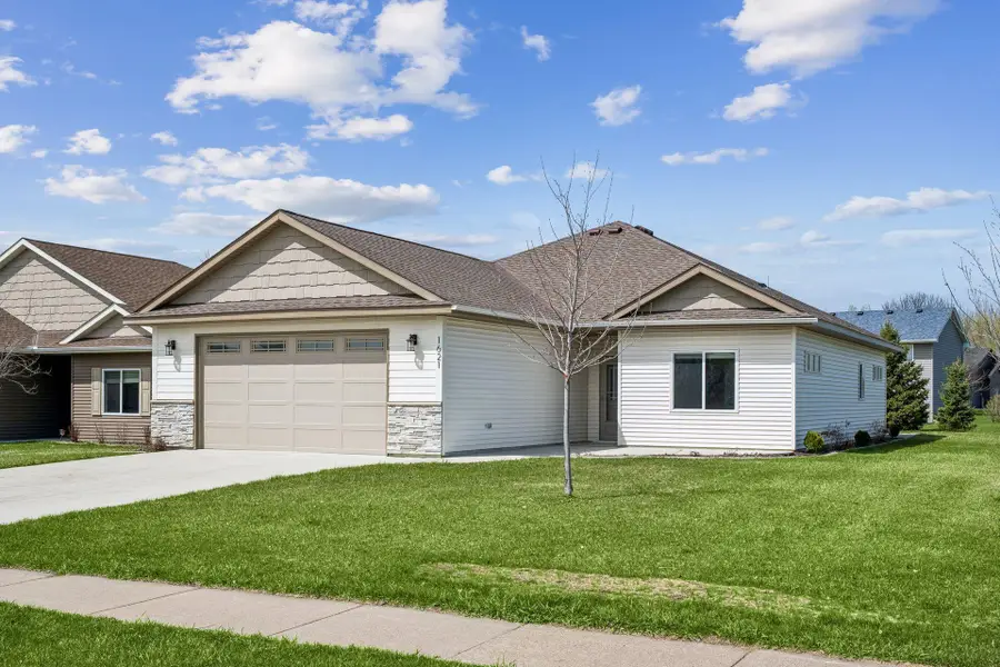 1621 11th Street Ne, Buffalo, MN 55313 - #2