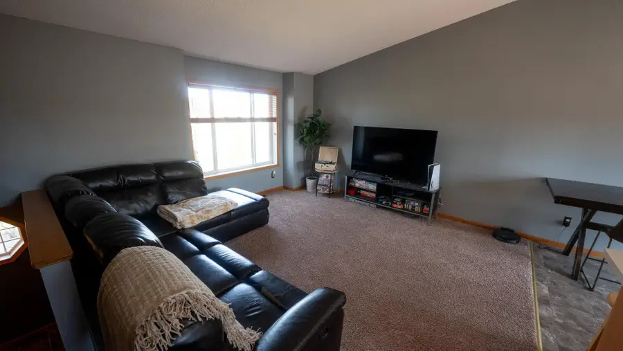 603 Horseshoe Lane, Braham, MN 55006 - #3