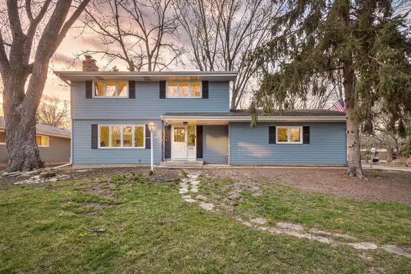 276 14th Avenue Nw, Saint Paul, MN 55112