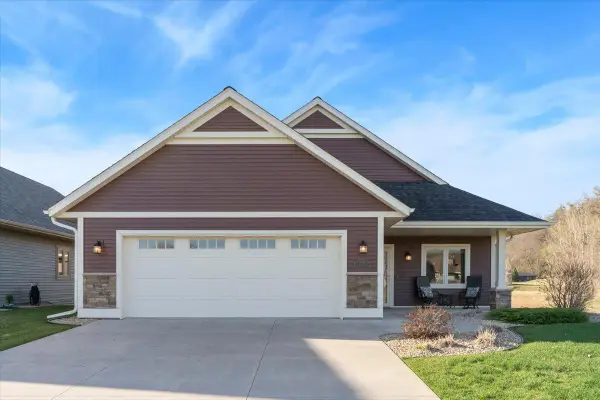 573 Cedar Drive, Lake City, MN 55041