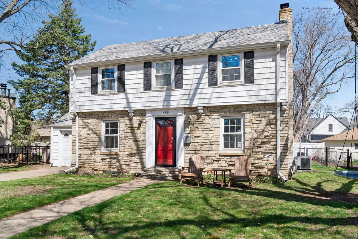 1389 Hoyt Avenue W, Saint Paul, MN 55108 - #1