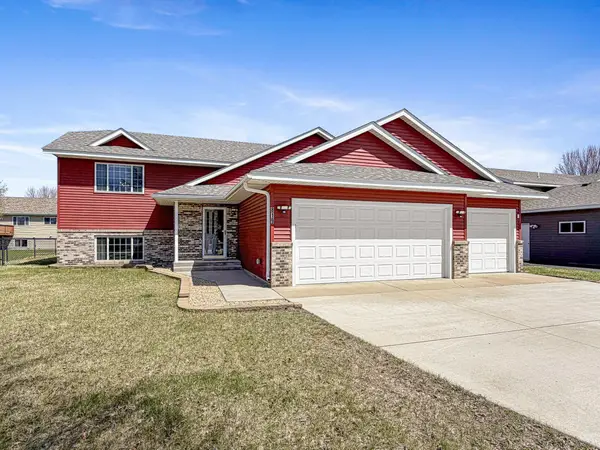 819 11th Street S, Sartell, MN 56377