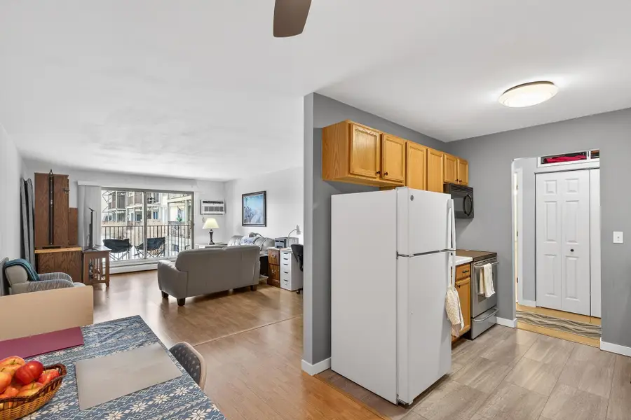 1304 W Medicine Lake Drive #119, Minneapolis, MN 55441 - #3