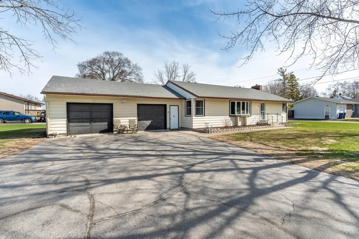 122 W Fir Avenue, Fergus Falls, MN 56537 - #1