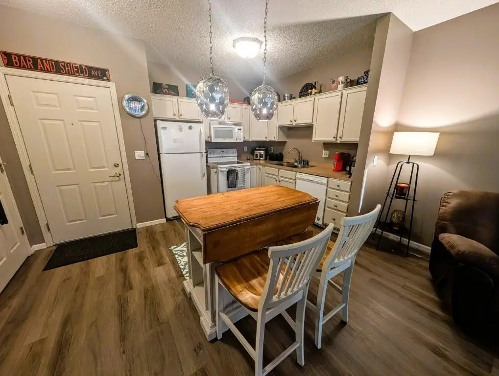 2231 Penn Place #316, North Saint Paul, MN 55109 - #1