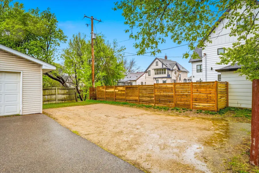 1113 17th Avenue Se, Minneapolis, MN 55414 - #3