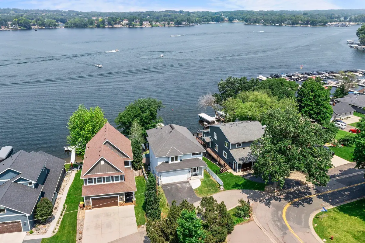 3868 Green Heights Trail Sw, Prior Lake, MN 55372 - #1