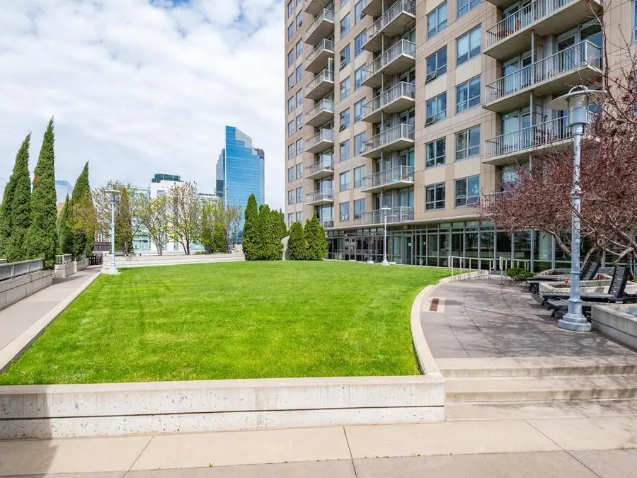 929 Portland Avenue #804, Minneapolis, MN 55404 - #3