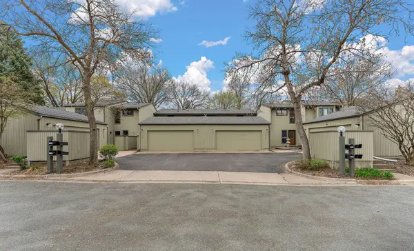 11013 Abbott Lane, Hopkins, MN 55343