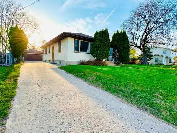465 Ruth Street N, Saint Paul, MN 55119