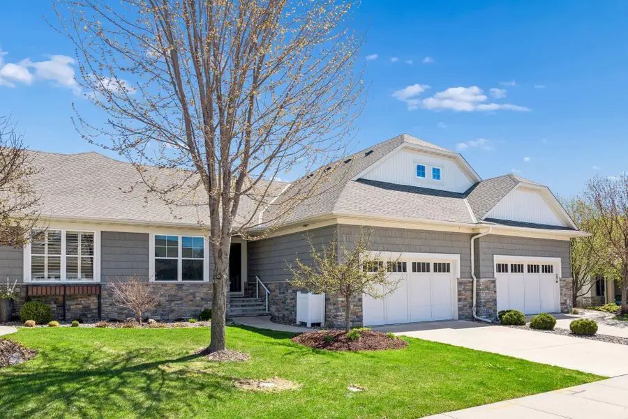 8652 Lake Riley Drive, Chanhassen, MN 55317 - #2