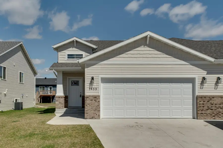 1453 69th Avenue S, Fargo, ND 58104 - #2