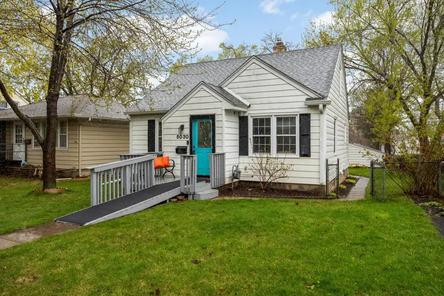 5030 6th Street Ne, Minneapolis, MN 55421 - #3