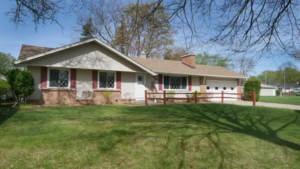 164 Linden Drive, Saint Paul, MN 55124