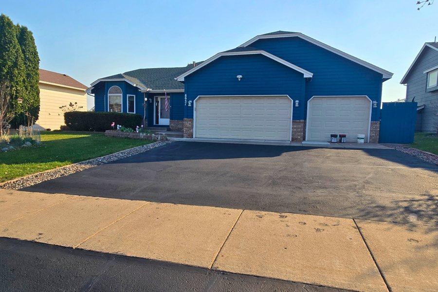 8931 Prestwick Parkway N, Minneapolis, MN 55443 - #2