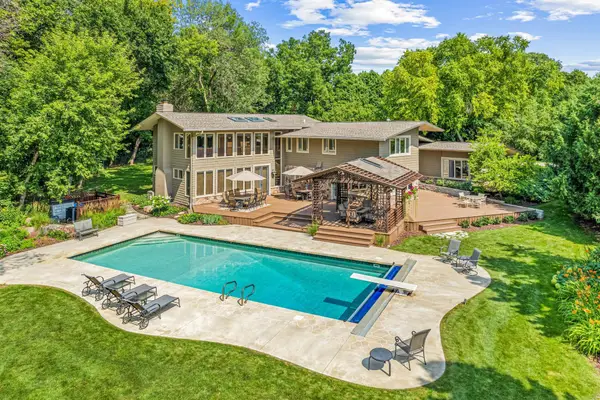 2150 Crestview Drive, Excelsior, MN 55331