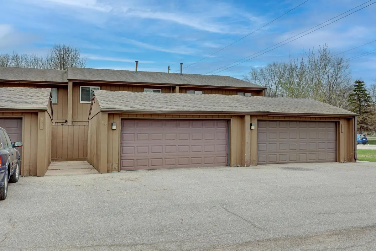 987 11th Avenue Sw, Forest Lake, MN 55025 - #1