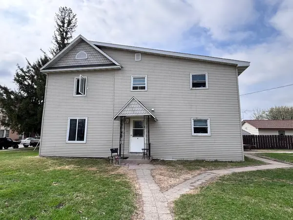 322 5th Avenue E, Alexandria, MN 56308