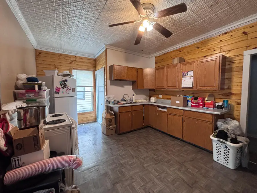 322 5th Avenue E, Alexandria, MN 56308 - #3