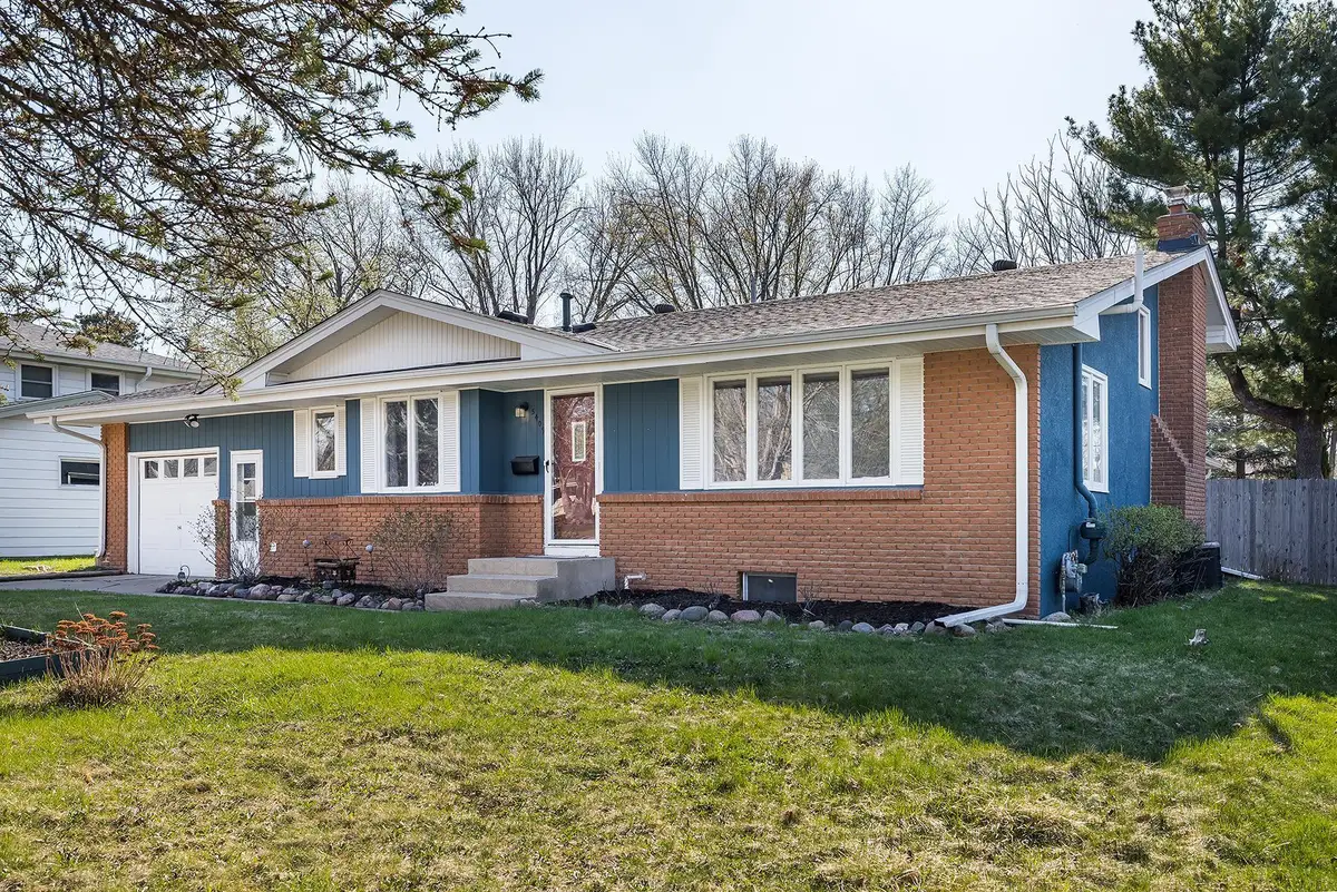 5409 Rhode Island Avenue N, Minneapolis, MN 55428 - #1