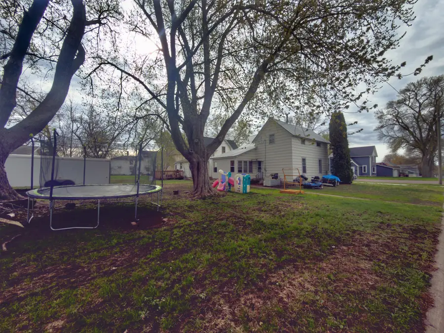 391 W Franklin Street, Wells, MN 56097 - #2